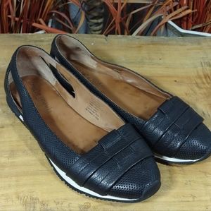 GENTLE SOULS by KENNETH COLE SHOES LUCA STRAPS FLAT SLIP ON SNEAKERS sz 7.5